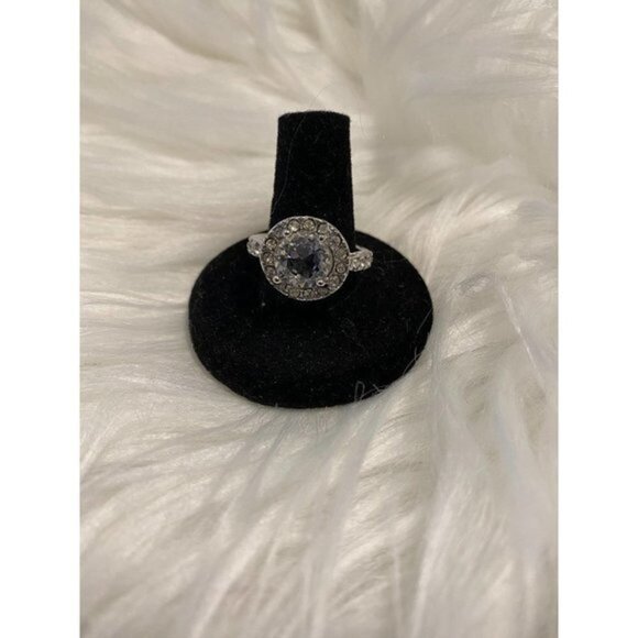 Fashion Cut Women's Size 7 Ring‎ White Sapphire 10k - Picture 2 of 8